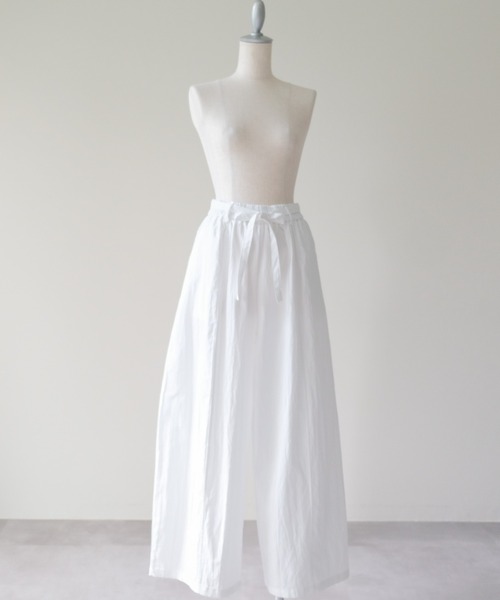 DOLLUPOOPS(ドールアップウップス)の「Easy Tuck Wide Pants(イージータックワイドパンツ)(その他パンツ・レディース・チャコール/オフホワイト・MEDIUM)」の19枚目の写真