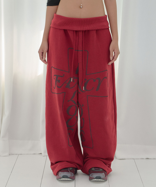 FANCY CLUB(ファンシークラブ)の「プロスバンドスウェットパンツ (チェリーレッド) F26QD158(スウェットパンツ・レディース・その他・ONE)」の1枚目の写真