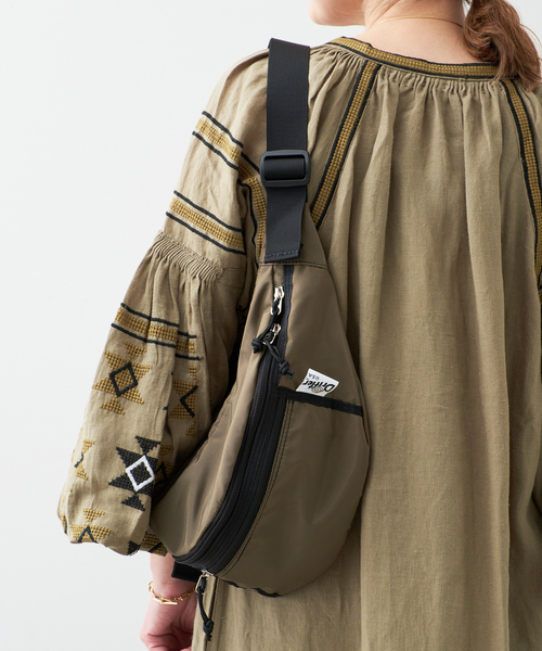 Deuxieme Classe(ドゥーズィエムクラス)の「【DRIFTER/ドリフター】WAIST PACK(クラッチバッグ・レディース・ブラウン/ベージュ・FREE)」の6枚目の写真
