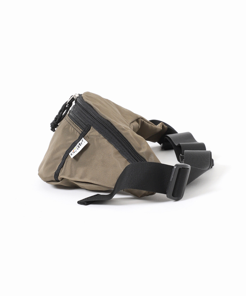 Deuxieme Classe(ドゥーズィエムクラス)の「【DRIFTER/ドリフター】WAIST PACK(クラッチバッグ・レディース・ブラウン/ベージュ・FREE)」の18枚目の写真