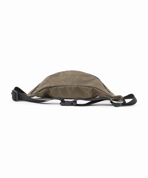 Deuxieme Classe(ドゥーズィエムクラス)の「【DRIFTER/ドリフター】WAIST PACK(クラッチバッグ・レディース・ブラウン/ベージュ・FREE)」の19枚目の写真