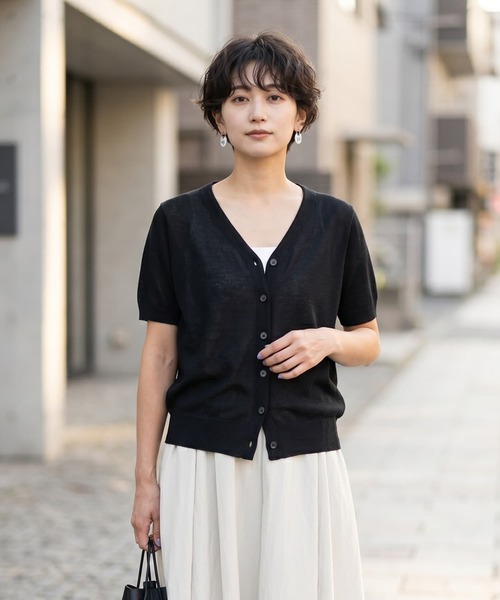 STYLE DELI(スタイルデリ)の「鹿の子調カーデ型Vネックトップス(Tシャツ/カットソー・レディース・ホワイト/ブラック/レッド・FREE)」の1枚目の写真