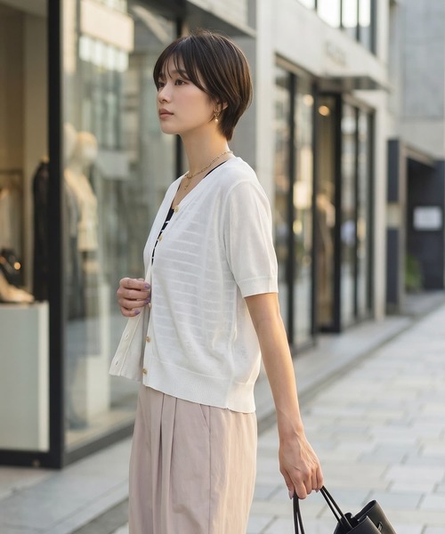 STYLE DELI(スタイルデリ)の「鹿の子調カーデ型Vネックトップス(Tシャツ/カットソー・レディース・ホワイト/ブラック/レッド・FREE)」の5枚目の写真