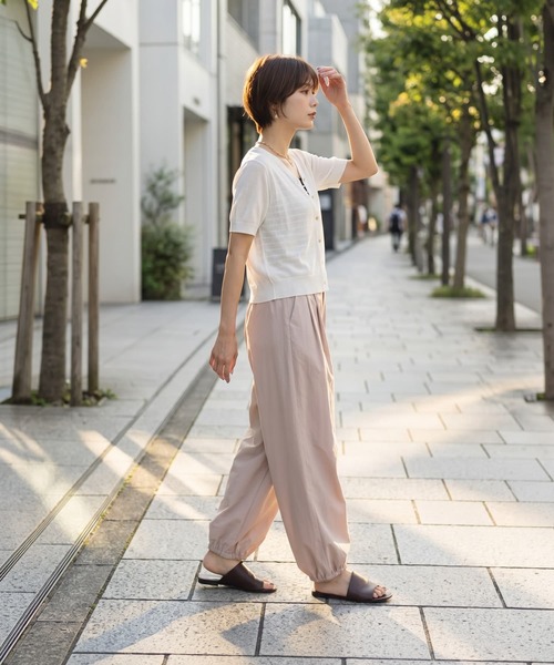 STYLE DELI(スタイルデリ)の「鹿の子調カーデ型Vネックトップス(Tシャツ/カットソー・レディース・ホワイト/ブラック/レッド・FREE)」の4枚目の写真