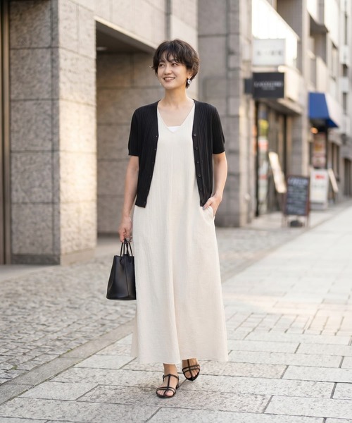 STYLE DELI(スタイルデリ)の「鹿の子調カーデ型Vネックトップス(Tシャツ/カットソー・レディース・ホワイト/ブラック/レッド・FREE)」の22枚目の写真