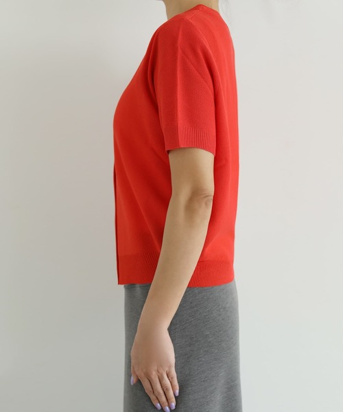 STYLE DELI(スタイルデリ)の「鹿の子調カーデ型Vネックトップス(Tシャツ/カットソー・レディース・ホワイト/ブラック/レッド・FREE)」の18枚目の写真
