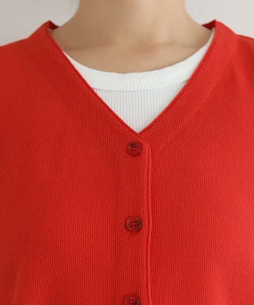 STYLE DELI(スタイルデリ)の「鹿の子調カーデ型Vネックトップス(Tシャツ/カットソー・レディース・ホワイト/ブラック/レッド・FREE)」の16枚目の写真