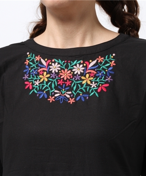 earth music&ecology(アースミュージックアンドエコロジー)の「【3/17放映!ヒルナンデス紹介】【2016Spring】フロント刺繍タックワンピース(ワンピース・レディース・アイボリー/ブラック/ホワイト/レッド・FREE)」の13枚目の写真