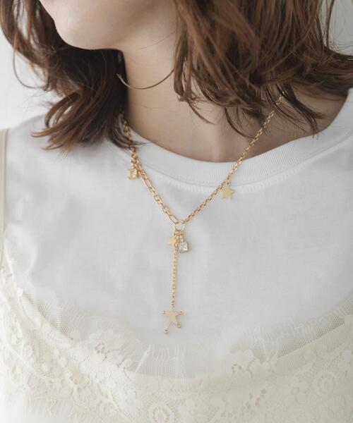URBAN RESEARCH Sonny Label(アーバンリサーチサニーレーベル)の「カラービジュー×スターネックレス(ネックレス・レディース・シルバー/ゴールド・ONE)」の1枚目の写真