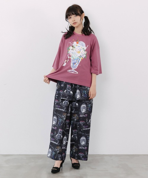 ScoLar(スカラー)の「162692:スカラー特製お月見パフェ柄 接触冷感Tシャツ(Tシャツ/カットソー・レディース・ピンク/オフホワイト/イエロー/ブラック・M)」の5枚目の写真