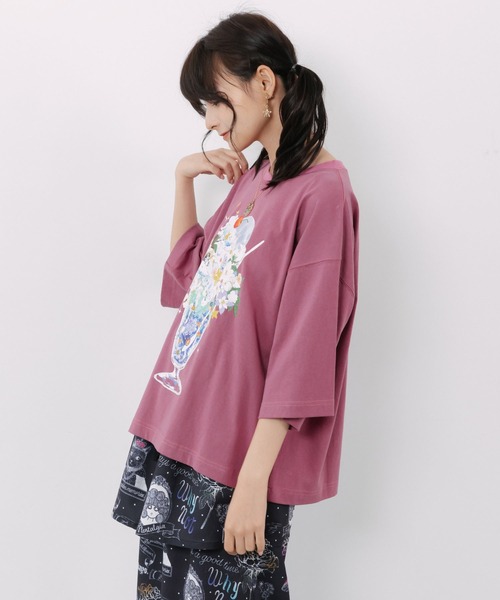 ScoLar(スカラー)の「162692:スカラー特製お月見パフェ柄 接触冷感Tシャツ(Tシャツ/カットソー・レディース・ピンク/オフホワイト/イエロー/ブラック・M)」の6枚目の写真
