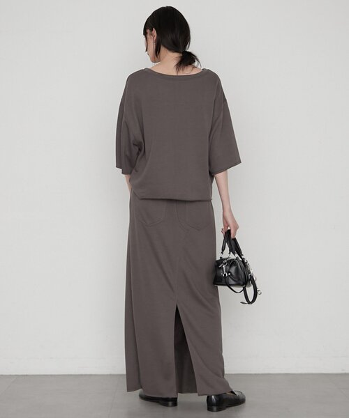 LOUNGEDRESS(ラウンジドレス)の「≪セットアップ可≫カットマキシスカート(スカート・レディース・ライトベージュ/チャコールグレー・FREE)」の5枚目の写真