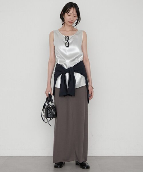 LOUNGEDRESS(ラウンジドレス)の「≪セットアップ可≫カットマキシスカート(スカート・レディース・ライトベージュ/チャコールグレー・FREE)」の11枚目の写真
