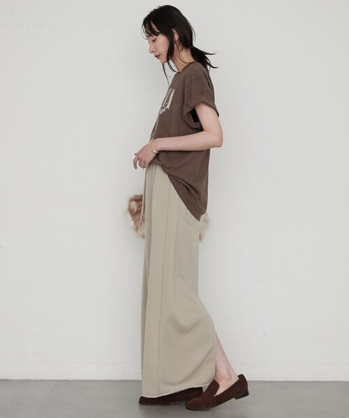 LOUNGEDRESS(ラウンジドレス)の「≪セットアップ可≫カットマキシスカート(スカート・レディース・ライトベージュ/チャコールグレー・FREE)」の14枚目の写真