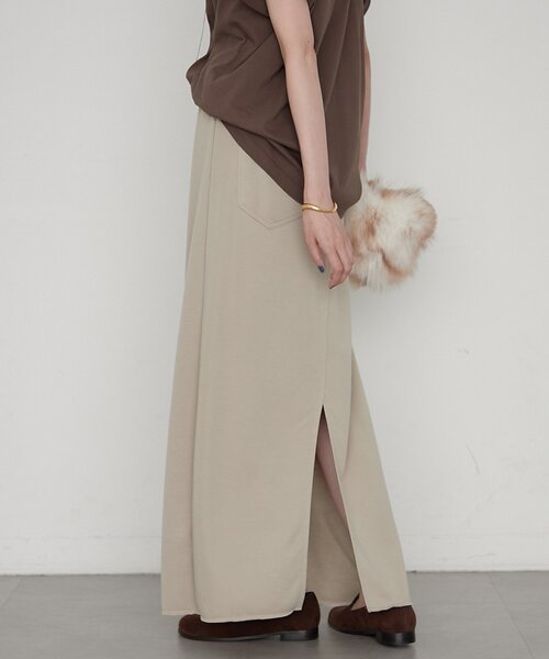 LOUNGEDRESS(ラウンジドレス)の「≪セットアップ可≫カットマキシスカート(スカート・レディース・ライトベージュ/チャコールグレー・FREE)」の20枚目の写真