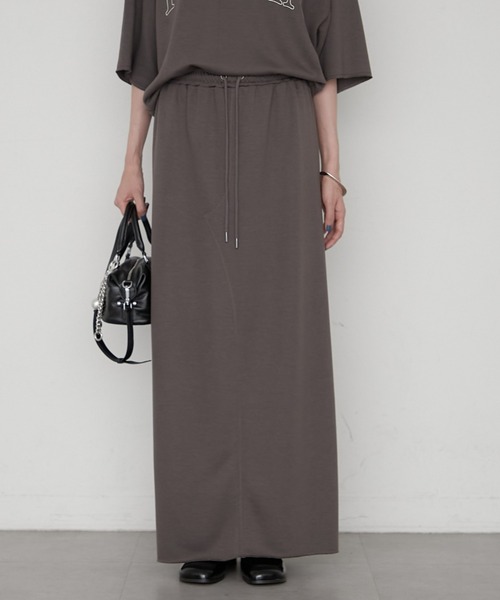 LOUNGEDRESS（ラウンジドレス）の「≪セットアップ着用可≫カット