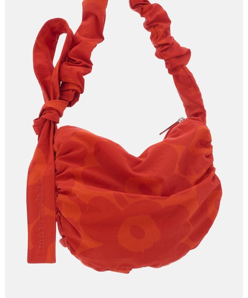 marimekko(マリメッコ)の「Utu Unikko / Crossbody bag M(ショルダーバッグ・レディース・オレンジ/グリーン/ブラック・FREE)」の11枚目の写真