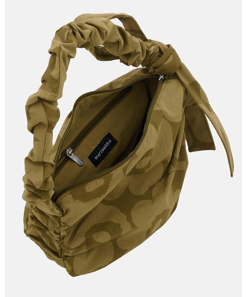 marimekko(マリメッコ)の「Utu Unikko / Crossbody bag M(ショルダーバッグ・レディース・オレンジ/グリーン/ブラック・FREE)」の19枚目の写真