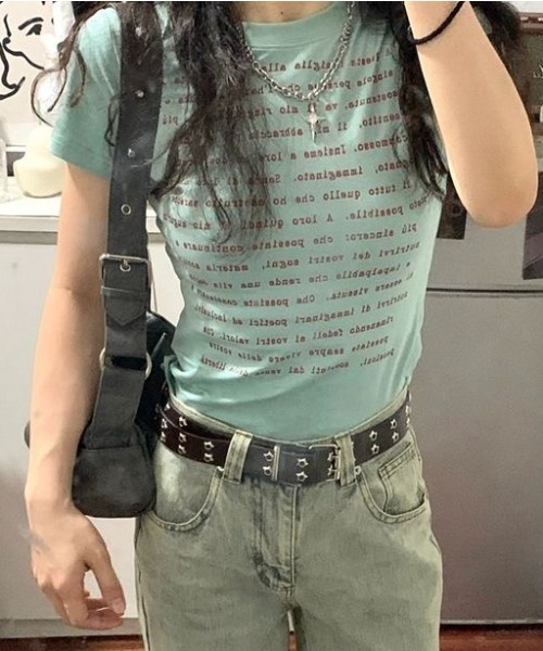 ViViDAY(ビビデー)の「英字プリントショートtシャツ(Tシャツ/カットソー・レディース・グリーン・M)」の8枚目の写真