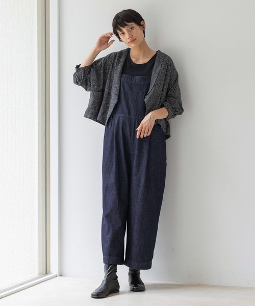studio CLIP(スタディオクリップ)の「《natural by clip》デニムクロプトサロペット(Tシャツ/カットソー・レディース・インディゴブルー/ブラック・FREE)」の11枚目の写真