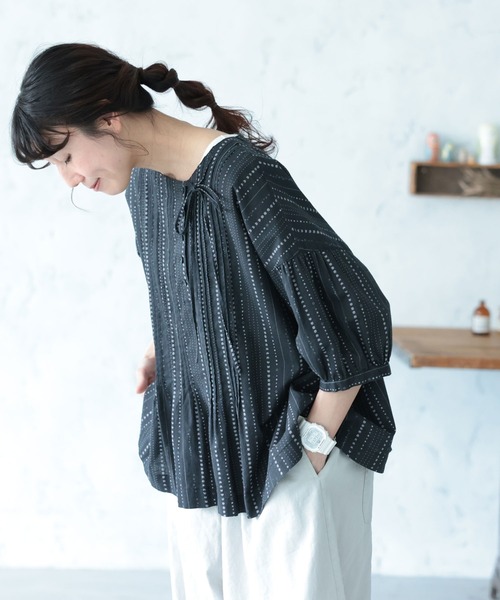 soulberry(ソウルベリー)の「星月夜のブラウス(シャツ/ブラウス・レディース・スミクロ・LL/3L/4L/5L/M/L)」の3枚目の写真