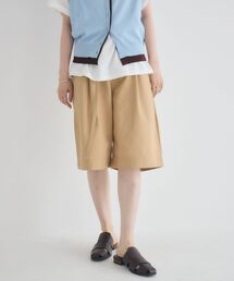 タックハーフパンツ