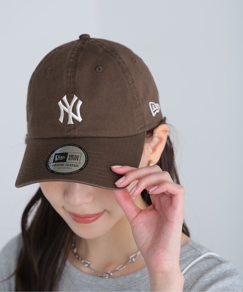FREE'S MART（フリーズマート）の「◆〈ＮＥＷ　ＥＲＡ〉ＣＣ　ＭＬＢ　ＭＩＤＬＯＧＯ２６ＦＷ別注色（キャップ・レディース・ブラウン・ﾌﾘ-）」の4枚目の写真