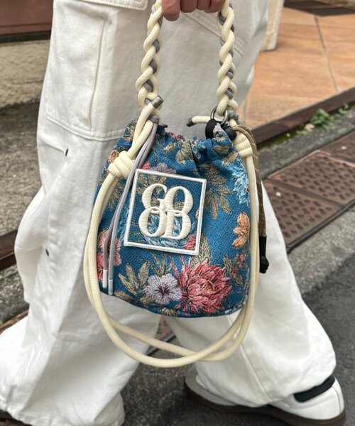 SOUNDSGOOOOD(サウンズグッド)の「【SOUNDS GOOOOD】ゴブラン柄巾着バッグ(トートバッグ・メンズ・ブルー/ベージュ・ONE SIZE)」の1枚目の写真