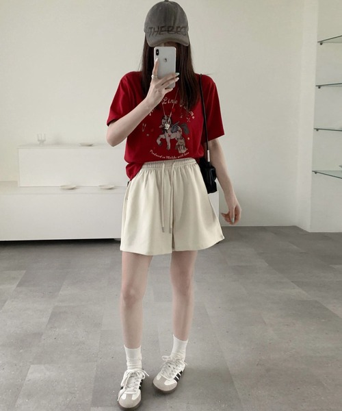DAY CLOSET(デイ クローゼット)の「ゆったり広がるAライン。ポンチスウェットショートパンツ レディース(スウェットパンツ・レディース・グレー/ブラック/オフホワイト・L/M/XL)」の12枚目の写真