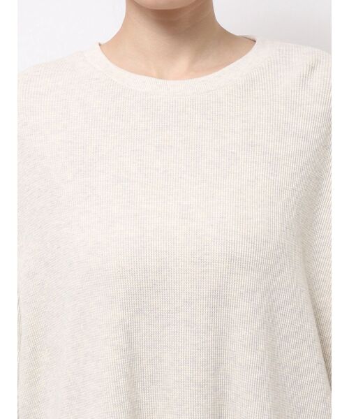 Ungrid(アングリッド)の「ルーズシルエットワッフルロングスリーブTee(Tシャツ/カットソー・レディース・ライトグレー/チャコールグレー/ブラウン/レッド・FREE)」の11枚目の写真