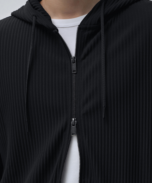MUSINSA STANDARD（ムシンサスタンダード）の「プリーツフードパーカー [ブラック]（パーカー・メンズ・その他・2XL/MEDIUM/LARGE/X-LARGE）」の4枚目の写真
