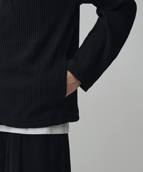 MUSINSA STANDARD（ムシンサスタンダード）の「プリーツフードパーカー [ブラック]（パーカー・メンズ・その他・2XL/MEDIUM/LARGE/X-LARGE）」の5枚目の写真