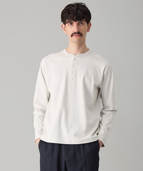 UNFILO(アンフィーロ)の「3シーズンスウェット ヘンリーネックTEE(スウェット・メンズ・ライトグレー系/ネイビー系/ブラック系・SMALL/X-LARGE/MEDIUM/LARGE)」の1枚目の写真