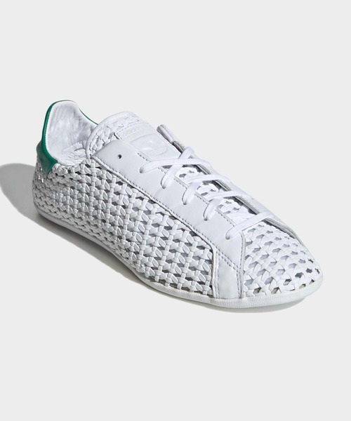 adidas(アディダス)の「スタンスミス ロープロ / STAN SMITH LO PRO / アディダスオリジナルス adidas Originals(スニーカー・レディース・ホワイト・24.0cm/27.0cm/26.0cm/26.5cm/22.0cm/22.5cm/23.0cm/23.5cm/28.0cm/28.5cm/29.0cm/24.5cm/25.0cm/25.5cm/27.5cm)」の1枚目の写真