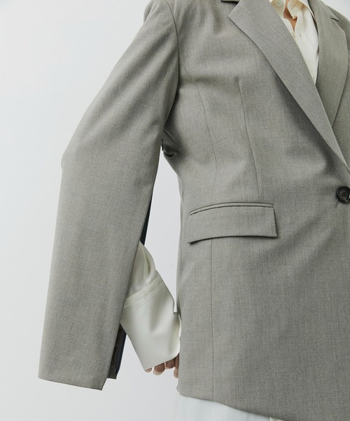 CITY TOKYO（シティトウキョウ）の「【CITY TOKYO/シティートウキョウ】Hem Tailored Jacket/ヘムテーラードウールジャケット（テーラードジャケット・レディース・ライトグレー/ベージュ/ダークグレー・1/2）」の11枚目の写真
