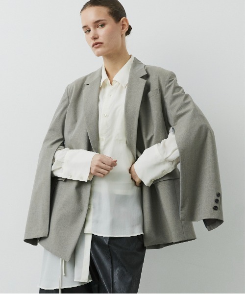 CITY TOKYO（シティトウキョウ）の「【CITY TOKYO/シティートウキョウ】Hem Tailored Jacket/ヘムテーラードウールジャケット（テーラードジャケット・レディース・ライトグレー/ベージュ/ダークグレー・1/2）」の4枚目の写真