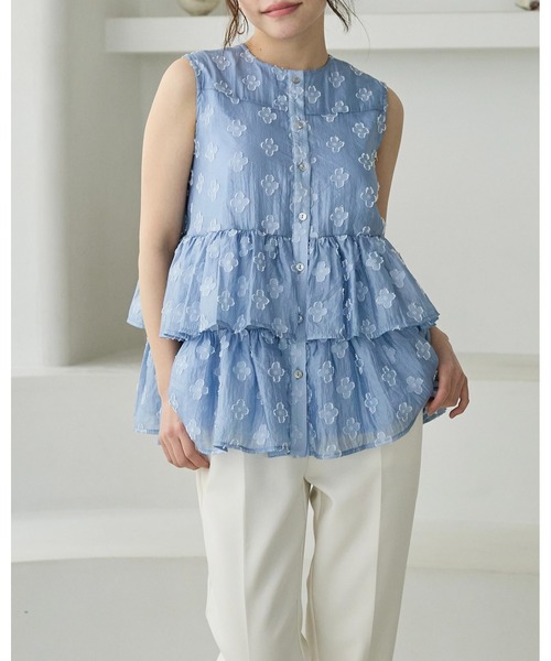 BIRTHDAY BASH(バースデイバッシュ)の「FLOWER SHEER TRIPLE FRILL TOPS(フラワーシアートリプルフリルトップス)(シャツ/ブラウス・レディース・ブルー/ホワイト・FREE)」の7枚目の写真