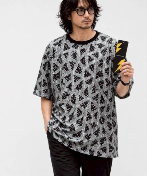 KAMINARI_TOKIO(カミナリトキオ)の「幾何柄ビジューTシャツ(Tシャツ/カットソー・レディース・シルバー/ブラウン/ゴールド・FREE)」の4枚目の写真