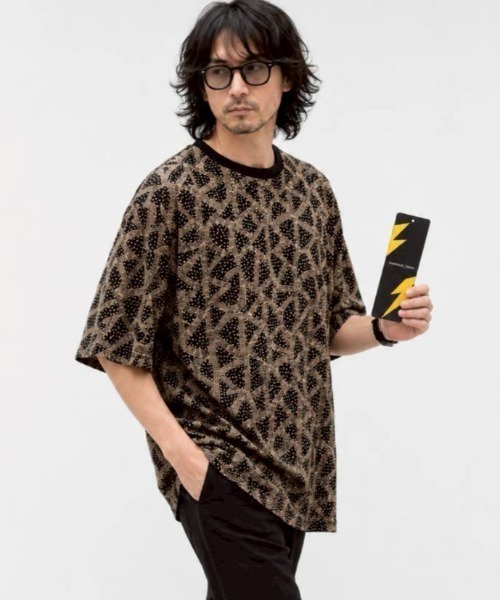 KAMINARI_TOKIO(カミナリトキオ)の「幾何柄ビジューTシャツ(Tシャツ/カットソー・レディース・シルバー/ブラウン/ゴールド・FREE)」の15枚目の写真