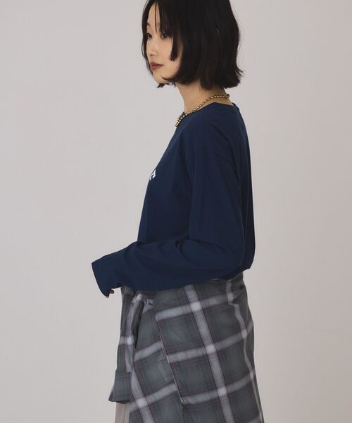AMERICAN HOLIC(アメリカンホリック)の「シアープリントロンT(Tシャツ/カットソー・レディース・ネイビー/オフホワイト/ホワイト系その他・FREE)」の18枚目の写真