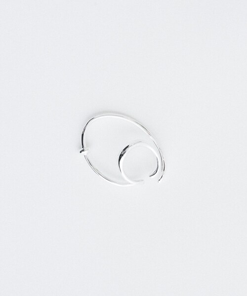 Soierie(ソワリー)の「soierie|Neo coil ear cuff(イヤリング・レディース・シルバー・00)」の5枚目の写真
