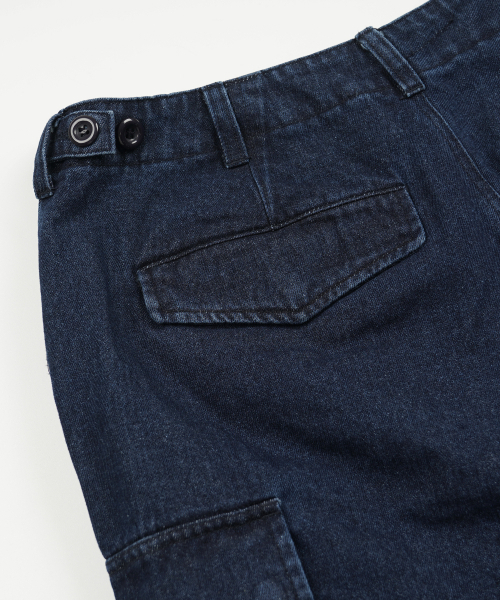 FRIZMWORKS（フリズムワークス）の「ARMY POCKET CARGO PANTS _ INDIGO DENIM（デニムパンツ・メンズ・その他・SMALL/MEDIUM/LARGE/X-LARGE）」の8枚目の写真
