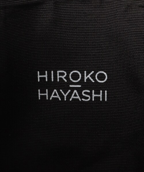 HIROKO HAYASHI(ヒロコハヤシ)の「AIDA(アイーダ)ドローストリングバッグ(ハンドバッグ・レディース・ブラック・00)」の5枚目の写真
