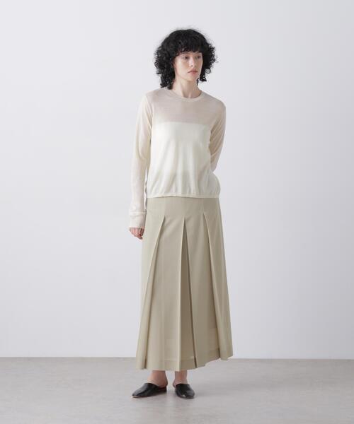 YLEVE(イレーヴ)の「YLEVE / 2/72 SUPER 100’s WOOL HIGH-TWIST VOILE SKIRT(スカート・レディース・ブラウン系その他2/ベージュ・1/0)」の1枚目の写真