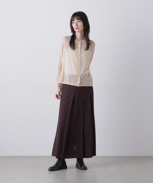 YLEVE(イレーヴ)の「YLEVE / 2/72 SUPER 100’s WOOL HIGH-TWIST VOILE SKIRT(スカート・レディース・ブラウン系その他2/ベージュ・1/0)」の2枚目の写真