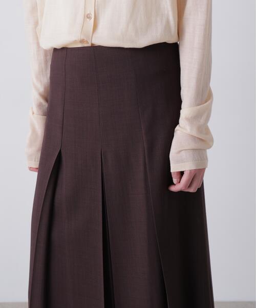 YLEVE(イレーヴ)の「YLEVE / 2/72 SUPER 100’s WOOL HIGH-TWIST VOILE SKIRT(スカート・レディース・ブラウン系その他2/ベージュ・1/0)」の10枚目の写真