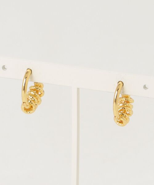 tunee(チュニー)の「【466928】メンズデザインフープピアス(RZ)(ピアス(両耳用)・メンズ・シルバー/ゴールド・FREE)」の7枚目の写真