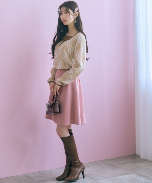 marun(マルン)の「<大きいサイズ>チェックジャガードカットソートップス marun(Tシャツ/カットソー・レディース・ベージュ系/ブラック系・LL/L/5L/4L/3L)」の5枚目の写真