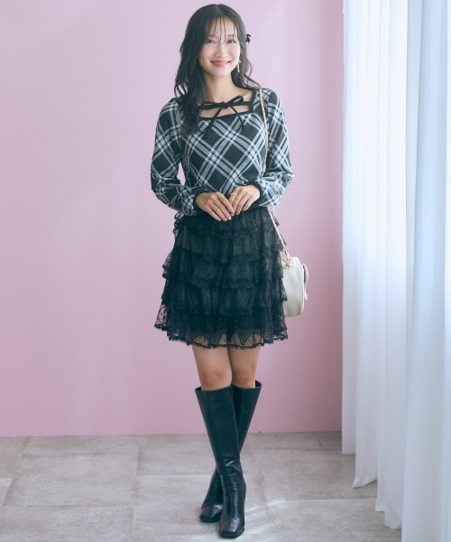 marun(マルン)の「<大きいサイズ>チェックジャガードカットソートップス marun(Tシャツ/カットソー・レディース・ベージュ系/ブラック系・LL/L/5L/4L/3L)」の6枚目の写真