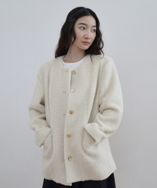 STEP AROUND(ステップアラウンド)の「Suri Arpaca Round Mid Jacket_IVORY(その他アウター・レディース・その他・FREE)」の3枚目の写真